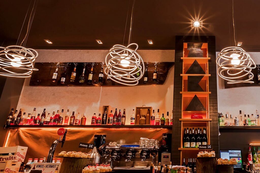 Zaka Restaurante Lounge - Gastro bar ubicado en el centro de Bilbao