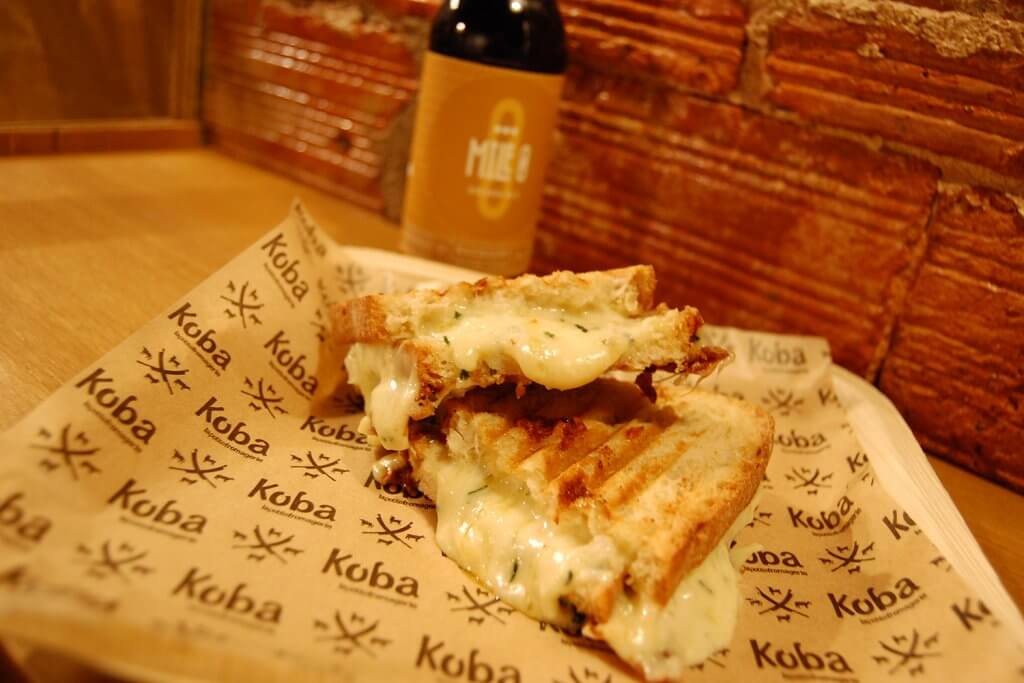 KOBA is your corner of Bilbao for enjoying cheese - KOBA tienda de quesos en Bilbao