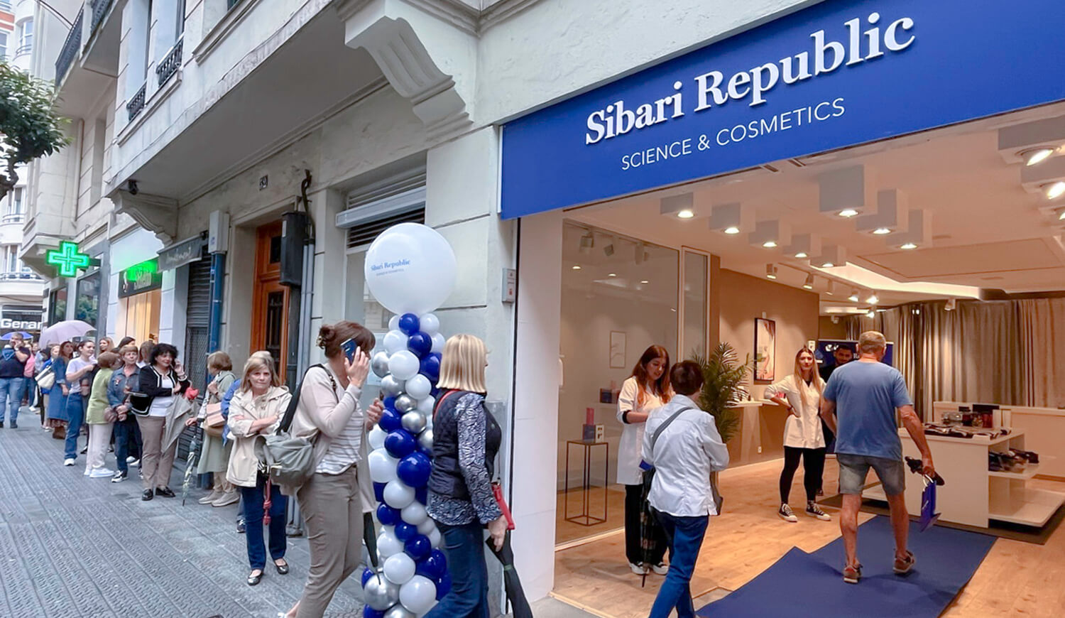 Han sido muchos los asistentes que acudieron al evento de presentación de la tienda de Sibari Republic en Bilbao.