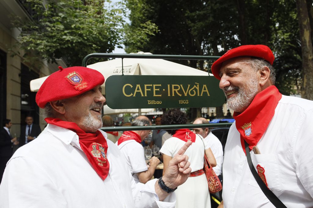 El Café Iruña de Bilbao volverá a celebrar su tradicional chupinazo de San Fermín