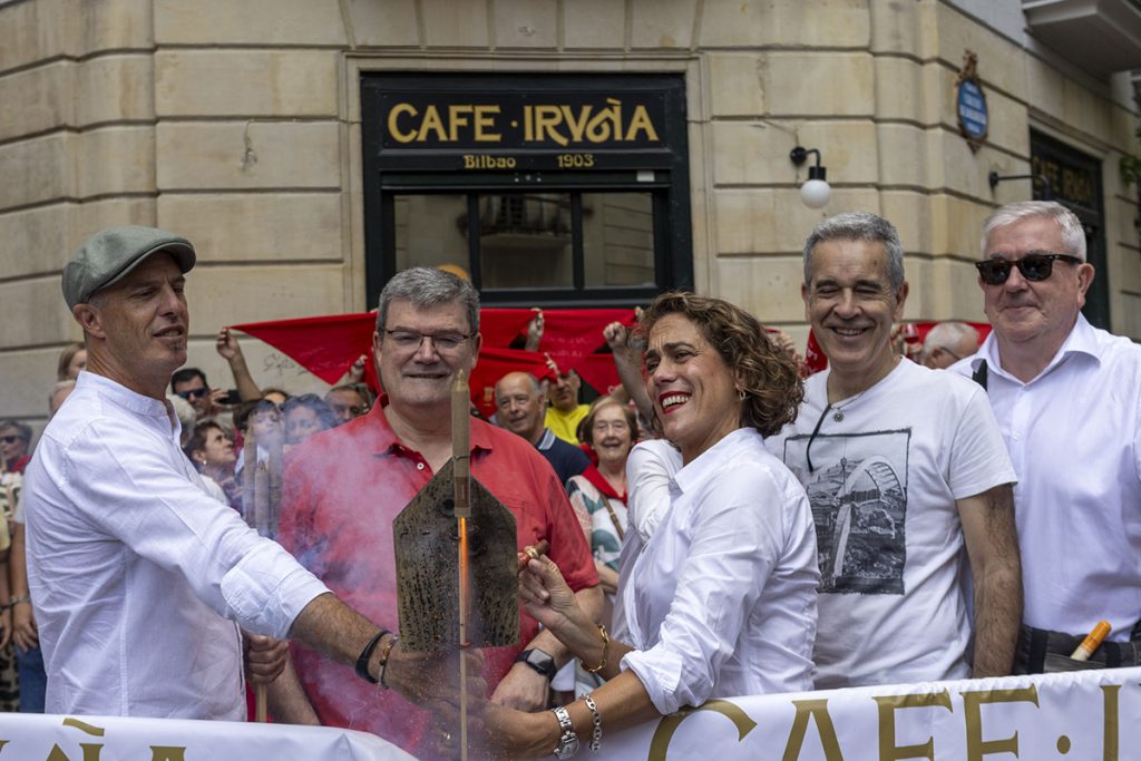 El Café Iruña de Bilbao volverá a celebrar su tradicional chupinazo de San Fermín